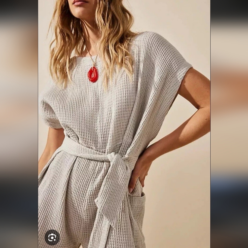 Free People Pull Me In Gray Romper - Picture 4 of 10